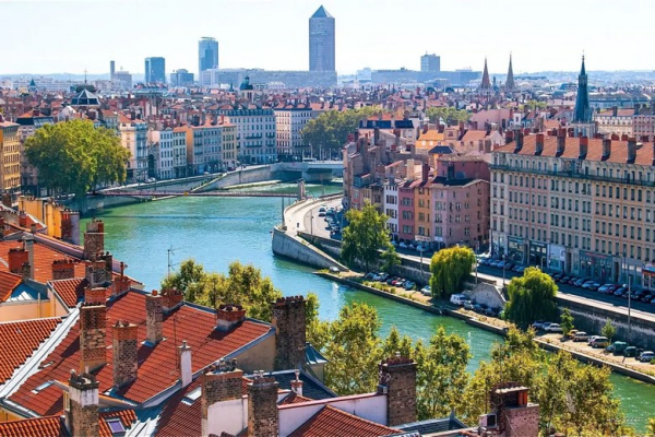 Lyon ở Pháp có gì hấp dẫn? Phố cổ UNESCO và kinh đô ẩm thực nước Pháp