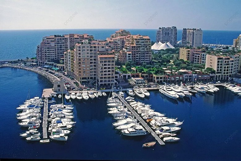 Toàn cảnh Monaco nhìn từ trên cao với bến du thuyền